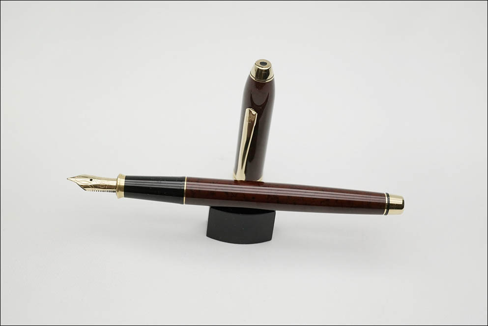 Cross Townsend 636-FA BRN w|14K F Pelikan. Lenskiy.org