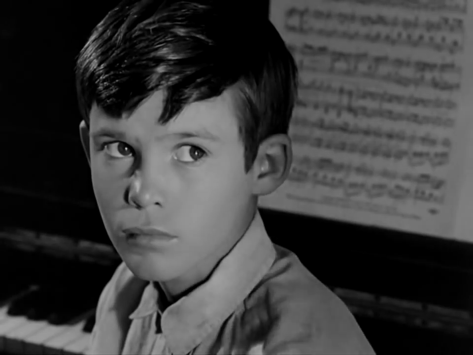 Звуки корнета в ночи / at Night (1963) Канада WEBRip Скачать