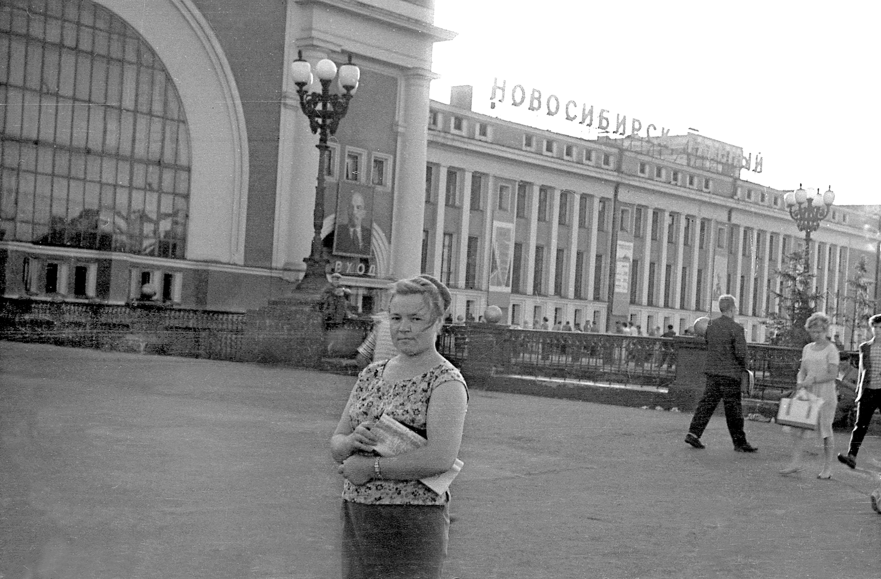 Новосибирск - Главный Автор Осипов Евгений Иванович 1963