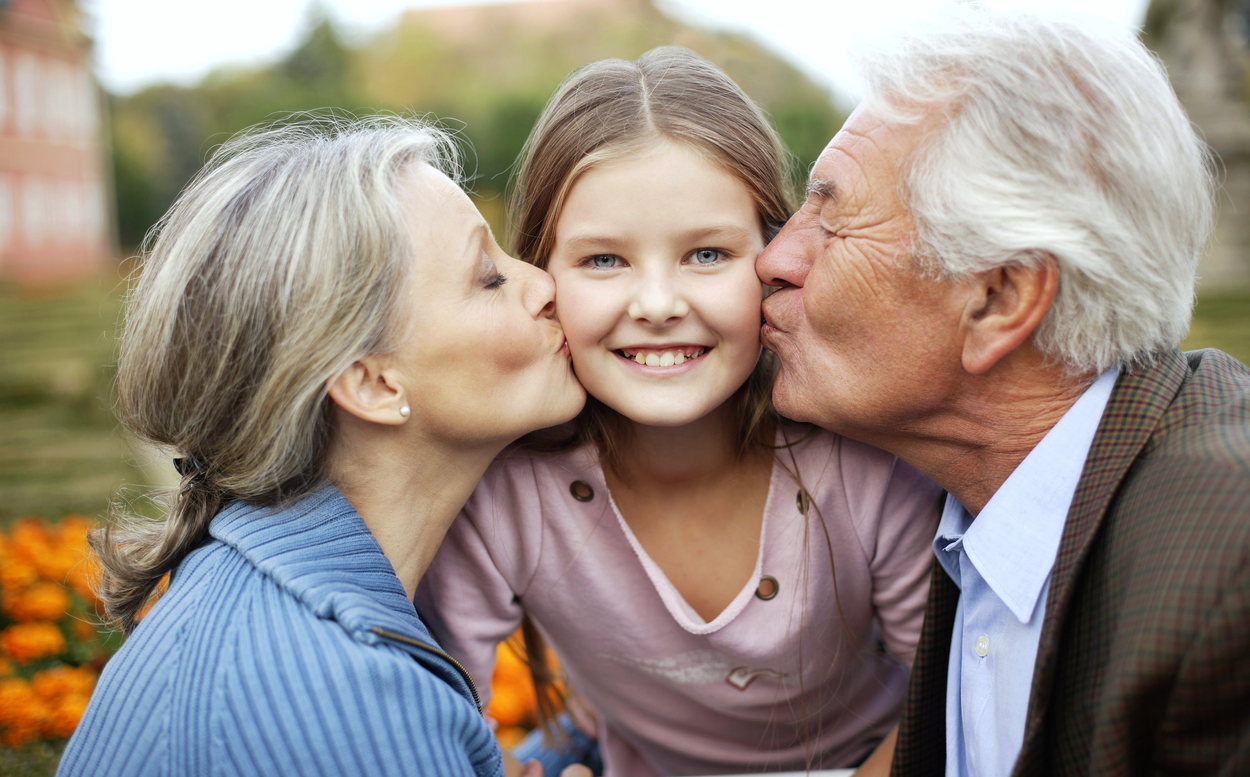 grandparents and child 2514