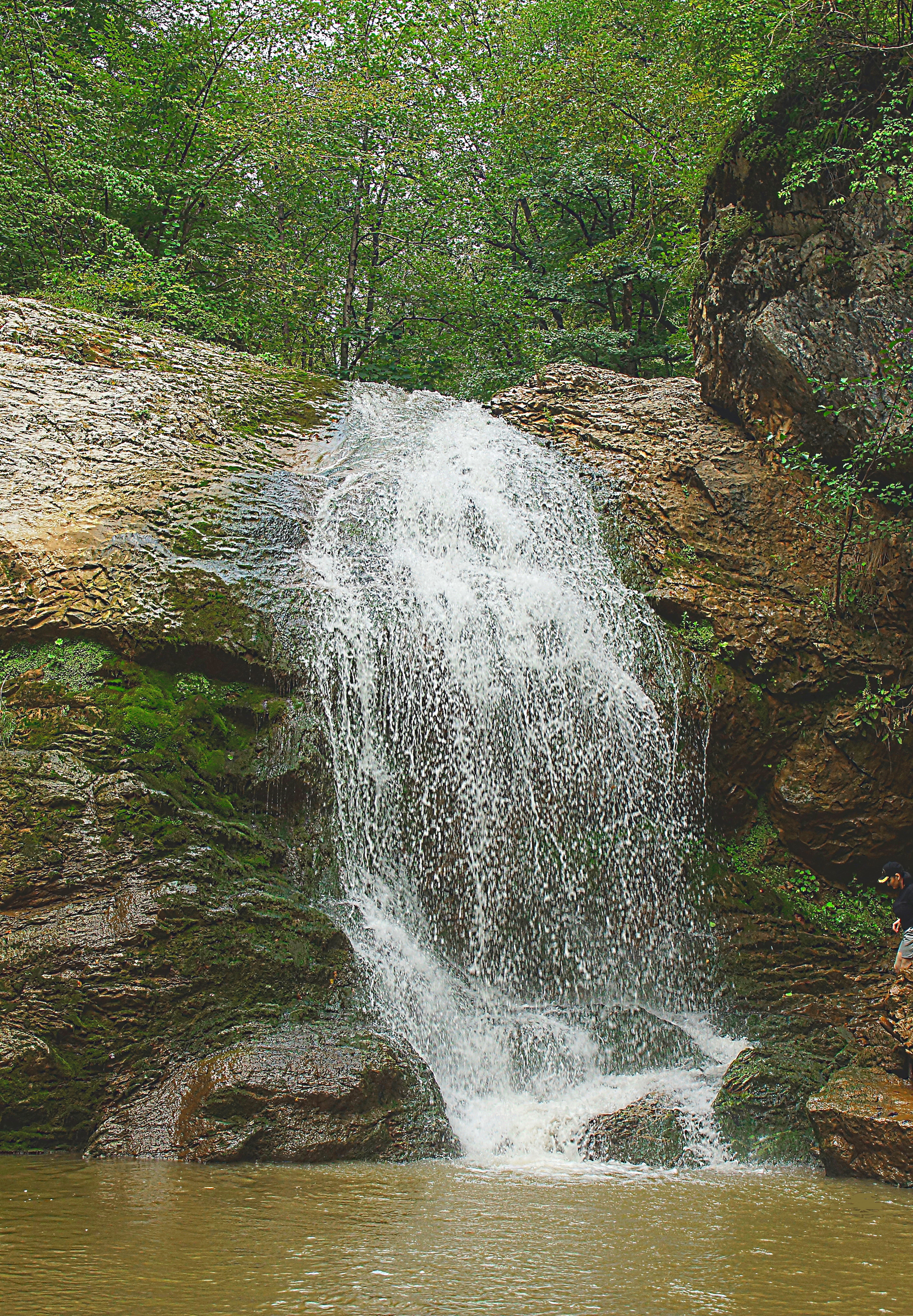 Водопад Шум каскада Руфабго на одноимённом ручье. Фото Морошкина В.В.