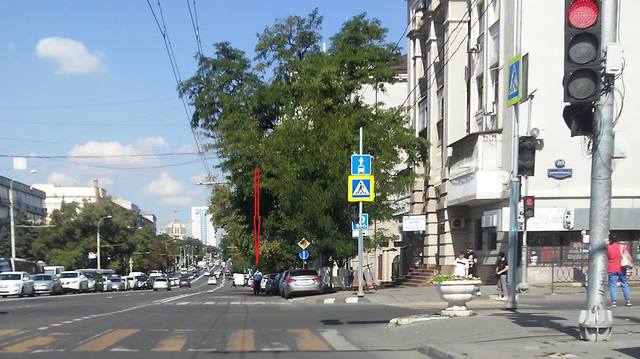35857908_m.jpg