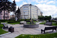 13Площадь академика Лихачева.