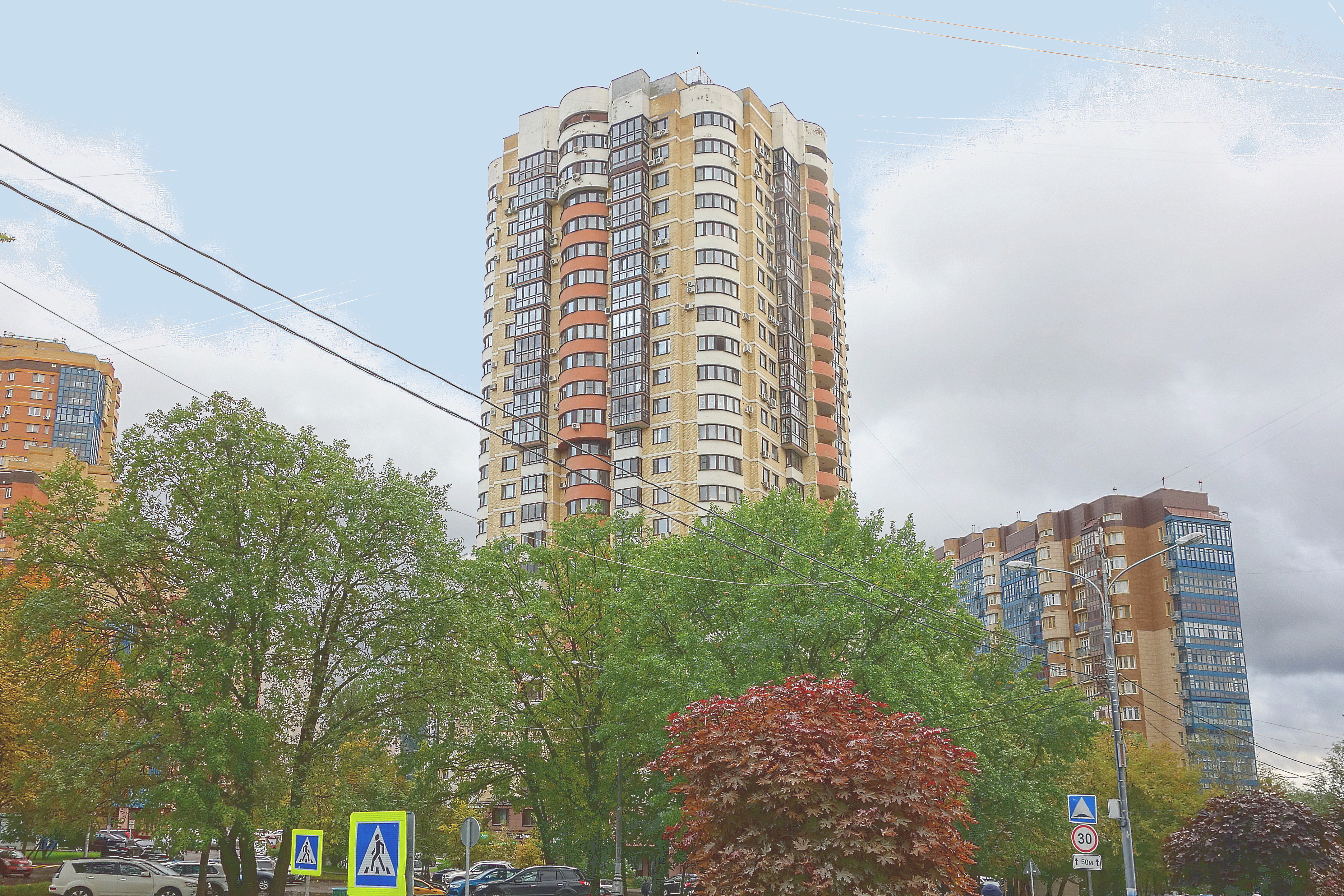 Здания возле Ленинского пр. Фото Морошкина В.В.