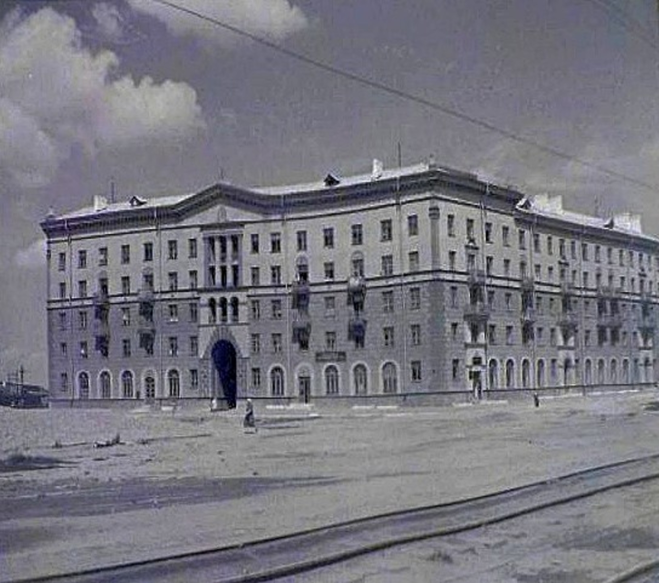 Жилой дом №... Перевезенцев 1954 год.