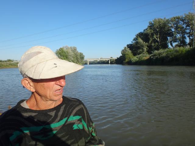 На реке Кубань, в походе