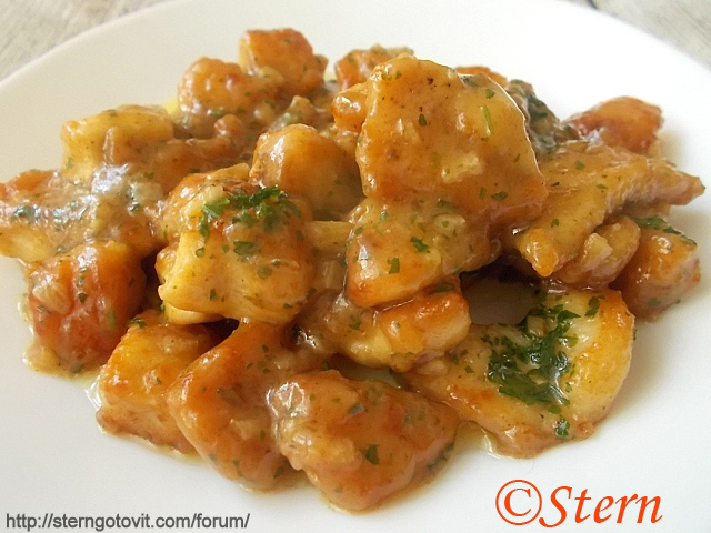 Куриные грудки в чесночно-лимонном соусе