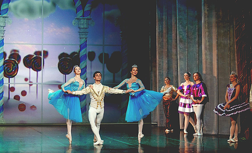 5 5      BALLETDREAM.4