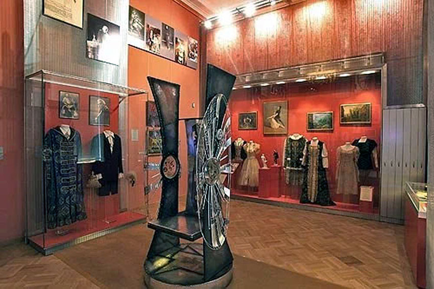 10�����-������������� ����� ������������ � ������������ ���������