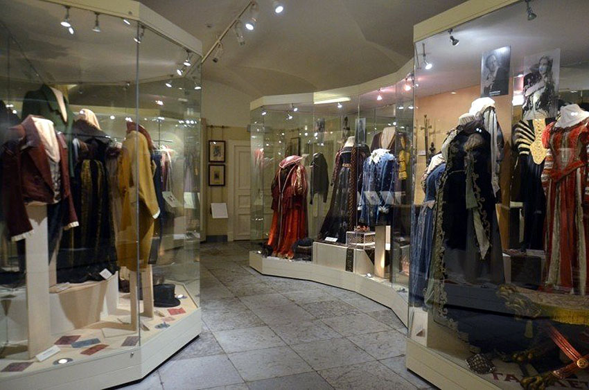 19����� ������� �����