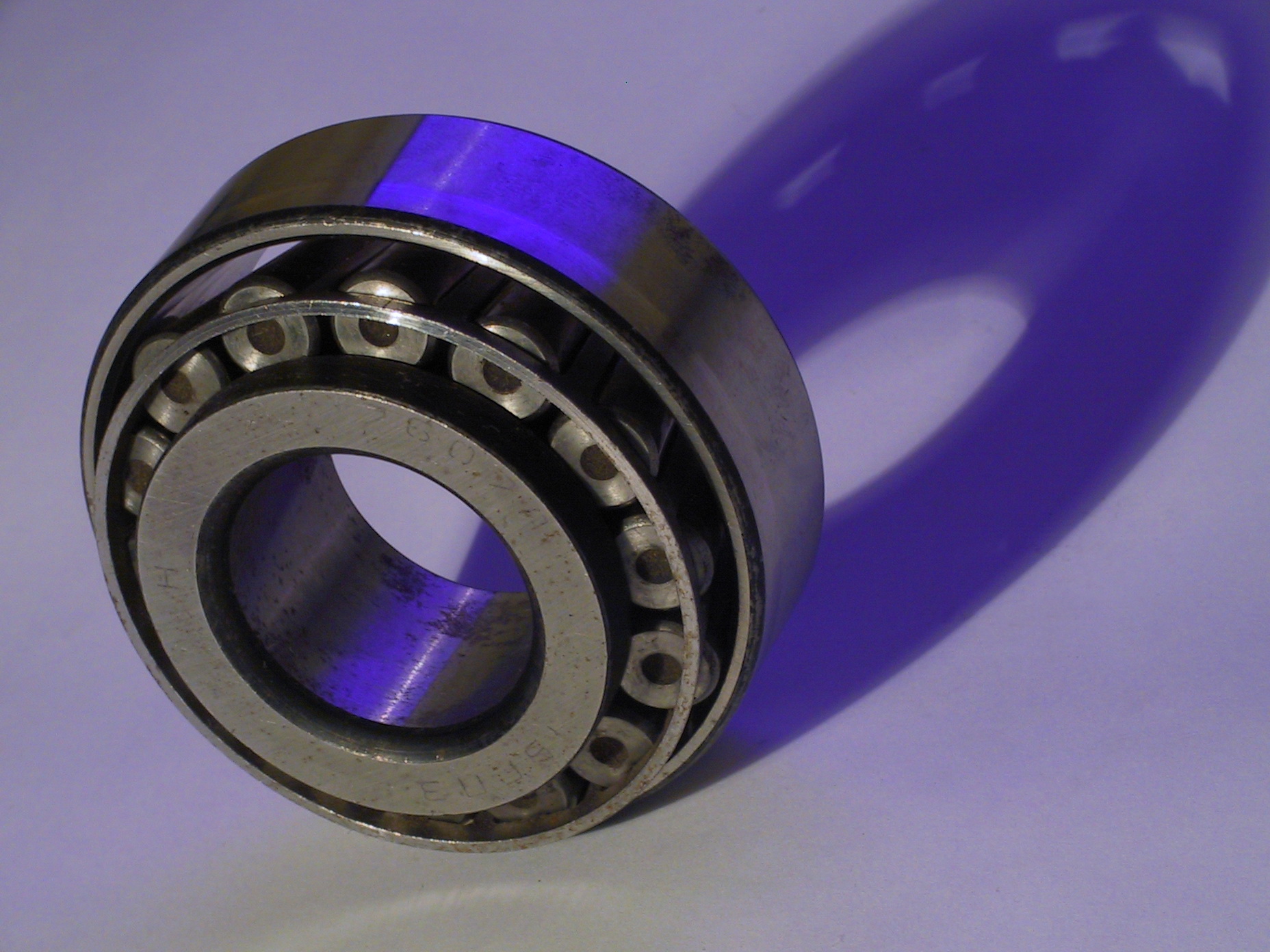 Шарикоподшипники и роликовые подшипники