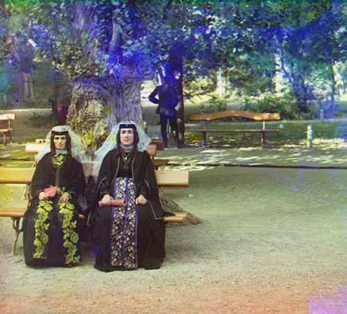 Армянские женщины. Дореволюционная Россия (оцифрованная, отреставрированная фотография).