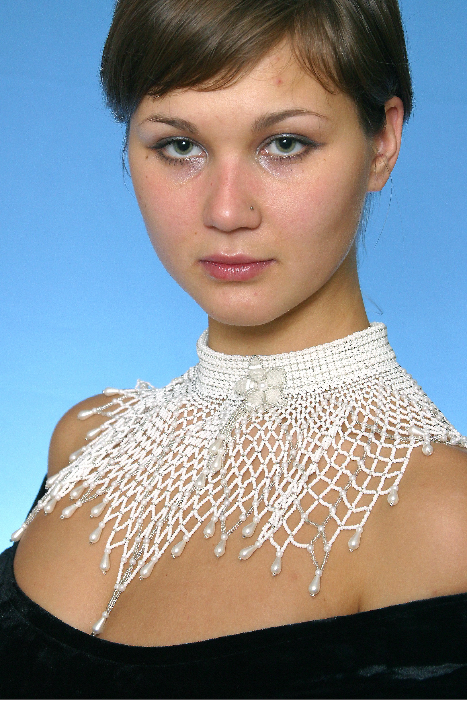 Дебютантка воротник-стойка Т.Коробешкина ДЦП 2003