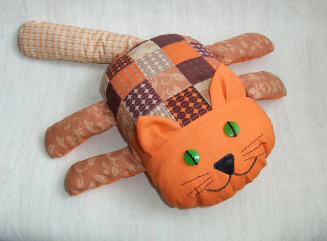 рыжий кот