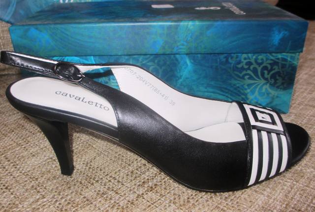 тубли бело-черные