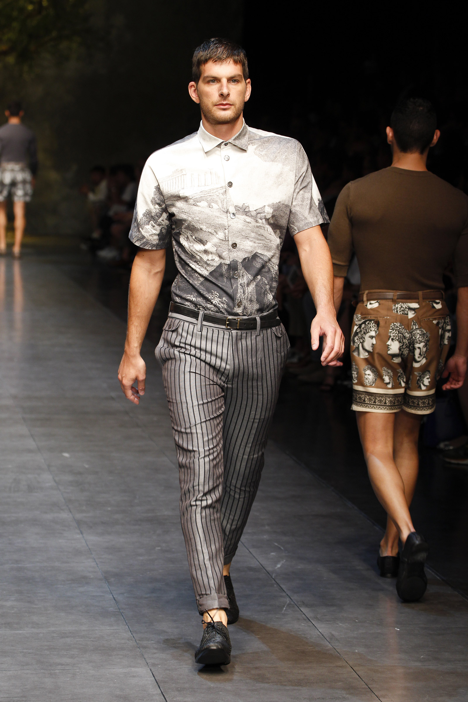 dolce-and-gabbana-ss-2014-men-fashion-show-runway-35