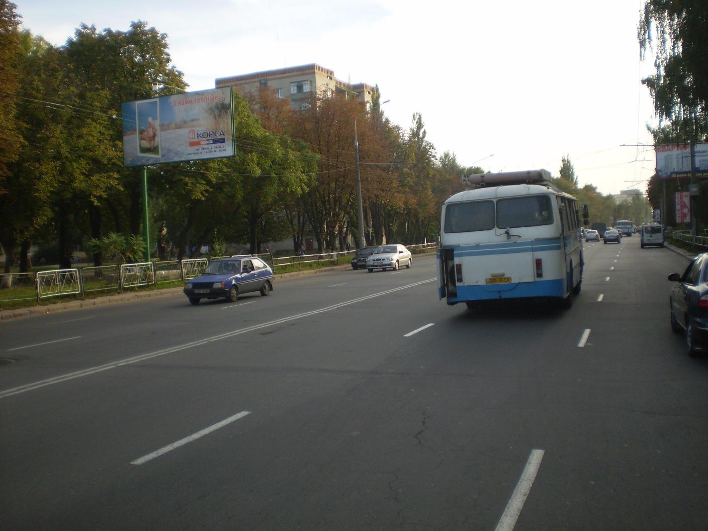 № 81 Б ул.Фрунзе, 139 (за ост.Чайковского).