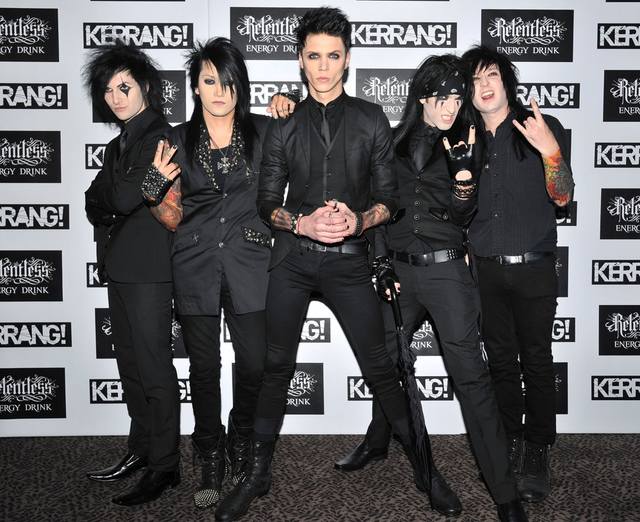 black-veil-brides-kerrang-awards-2012-02