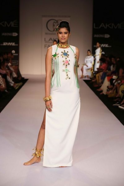 Mrinalini-Chandra-LFW-SR-14-3