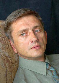 Анатолий Петров