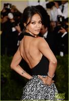 zoe-saldana-2014-met-ball-red-carpet-03