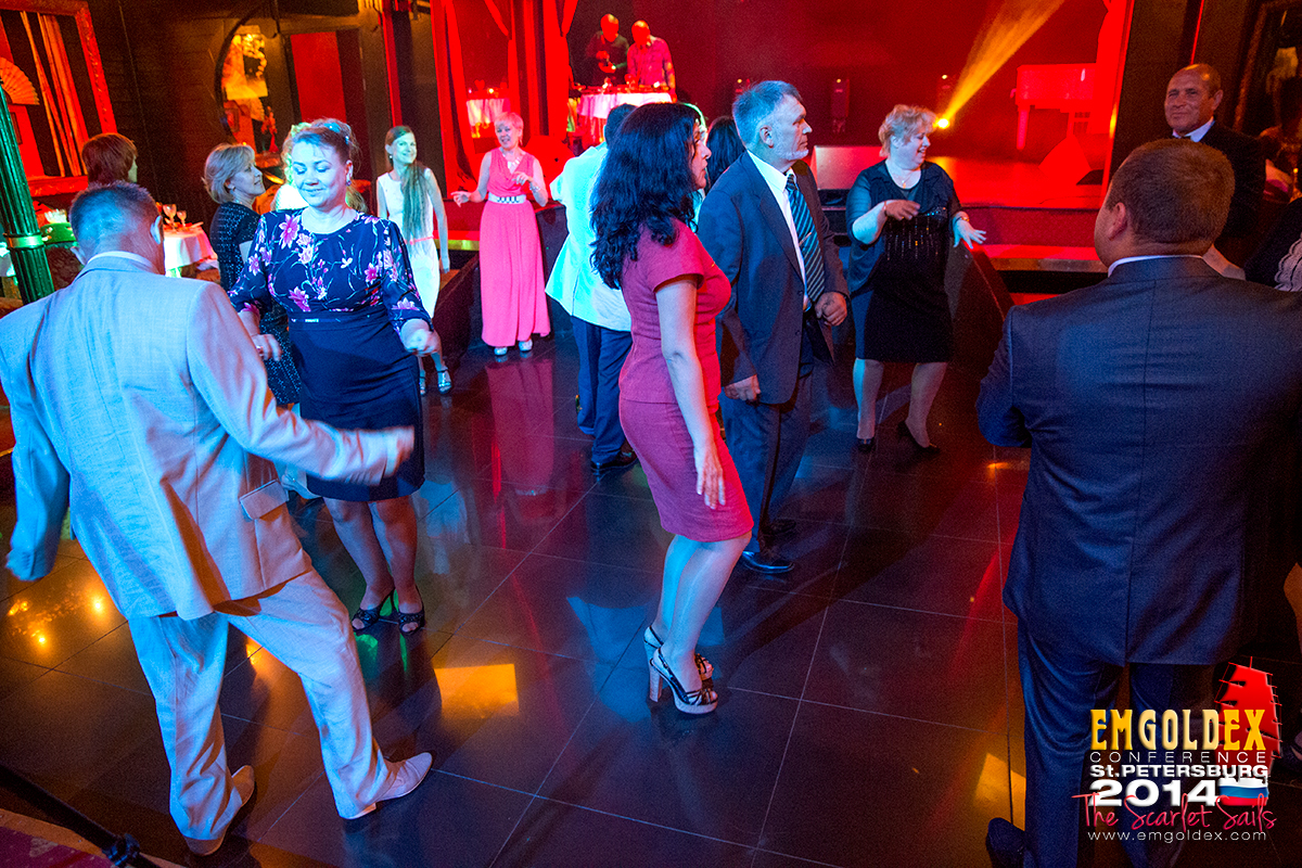 Emgoldex-фрегат благодать золотая вечеринка (84)