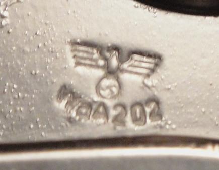 Waffenamnt swastika 60 for web