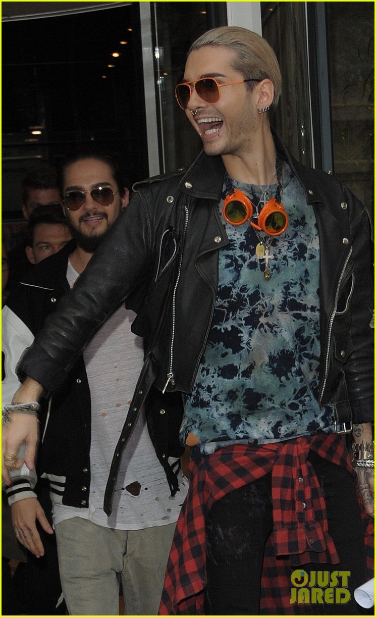 tokio-hotels-bill-tom-kaulitz-visit-nrj-radio-02