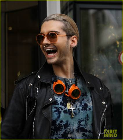 tokio-hotels-bill-tom-kaulitz-visit-nrj-radio-03