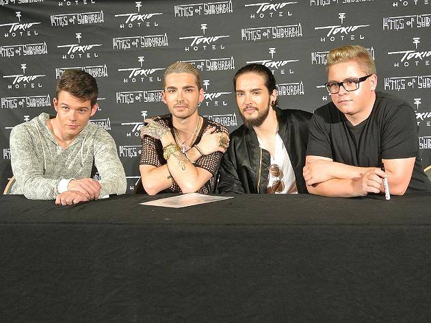 Tokio Hotel - Ликуй и празднуй новые близнецы Каулитц