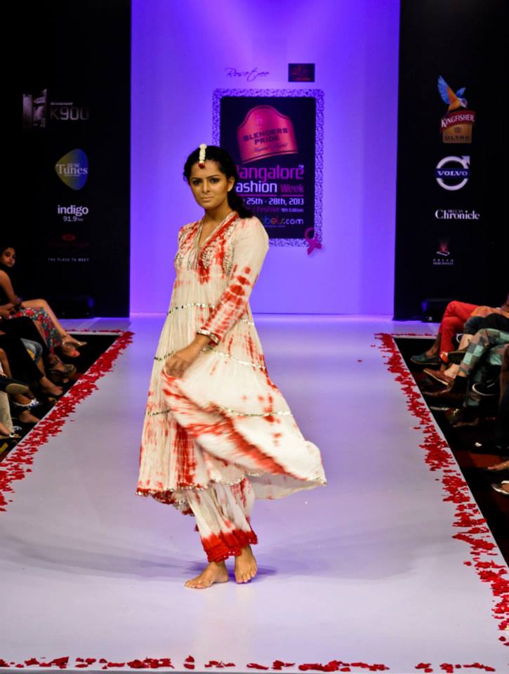 Chandani Kumar09