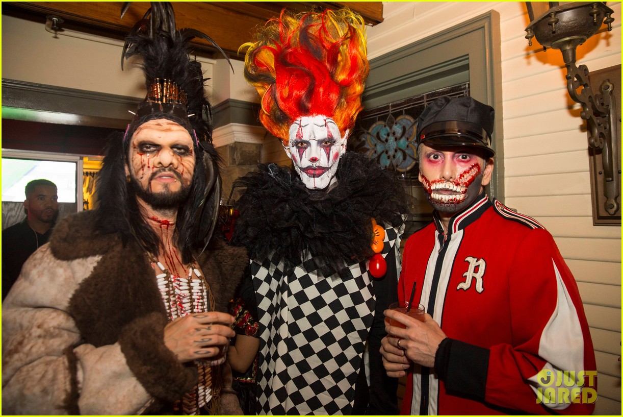 the-vamps-the-wanted-tokio-hotel-just-jared-halloween-party-16