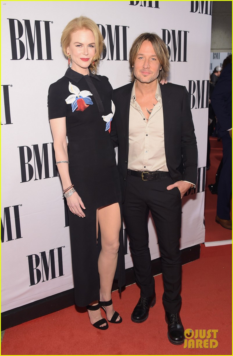 nicole-kidman-accompanies-hubby-keith-urban-to-bmi-country-awards-04
