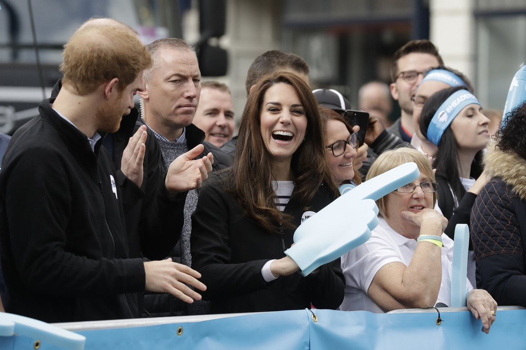 Duke+Duchess+Cambridge+Prince+Harry+Attend+-4rSyWyYaUwx