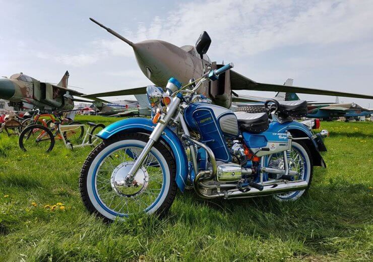 KMZ-DNEPR-motorcycles-740x520