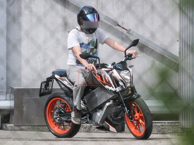 KTM-готовит-электрический-нейкед