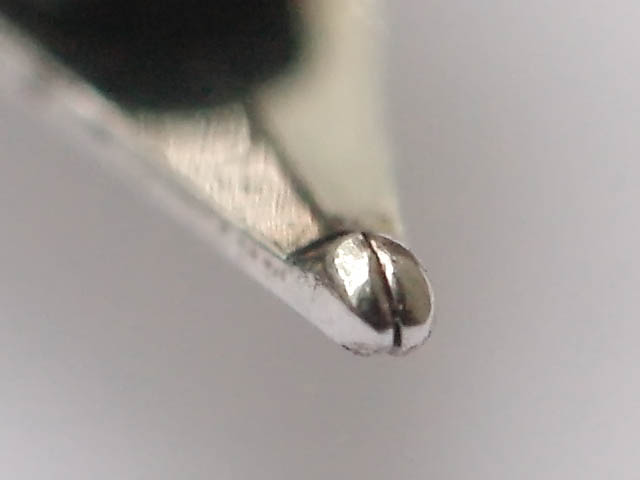 Nib macro tube shot