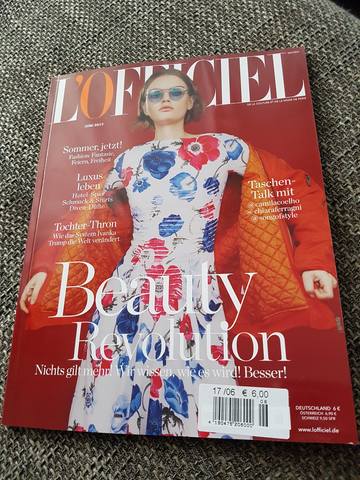 L'Officiel June 2017