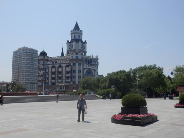 18080279_m.jpg