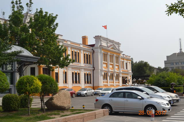 18268744_m.jpg