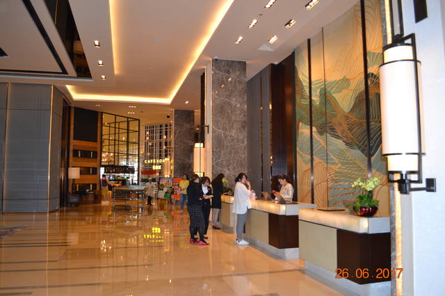 18290760_m.jpg