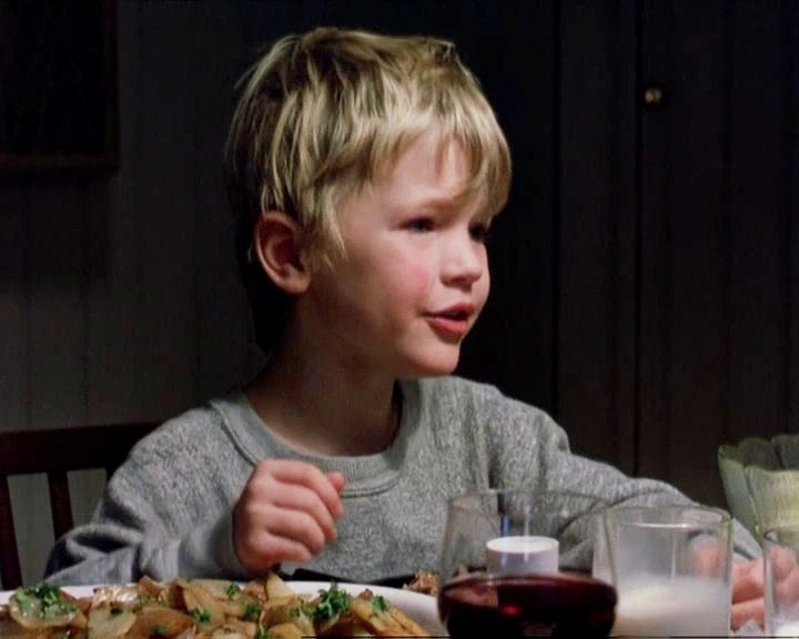 Besokarna (The Visitors) 1988 DVDRip-AVC .mkv snapshot 00.10.44 [2017.11.12 22.52.10]