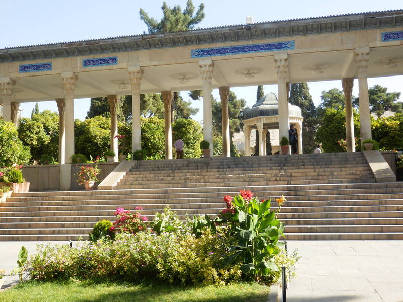 19553060_m.jpg