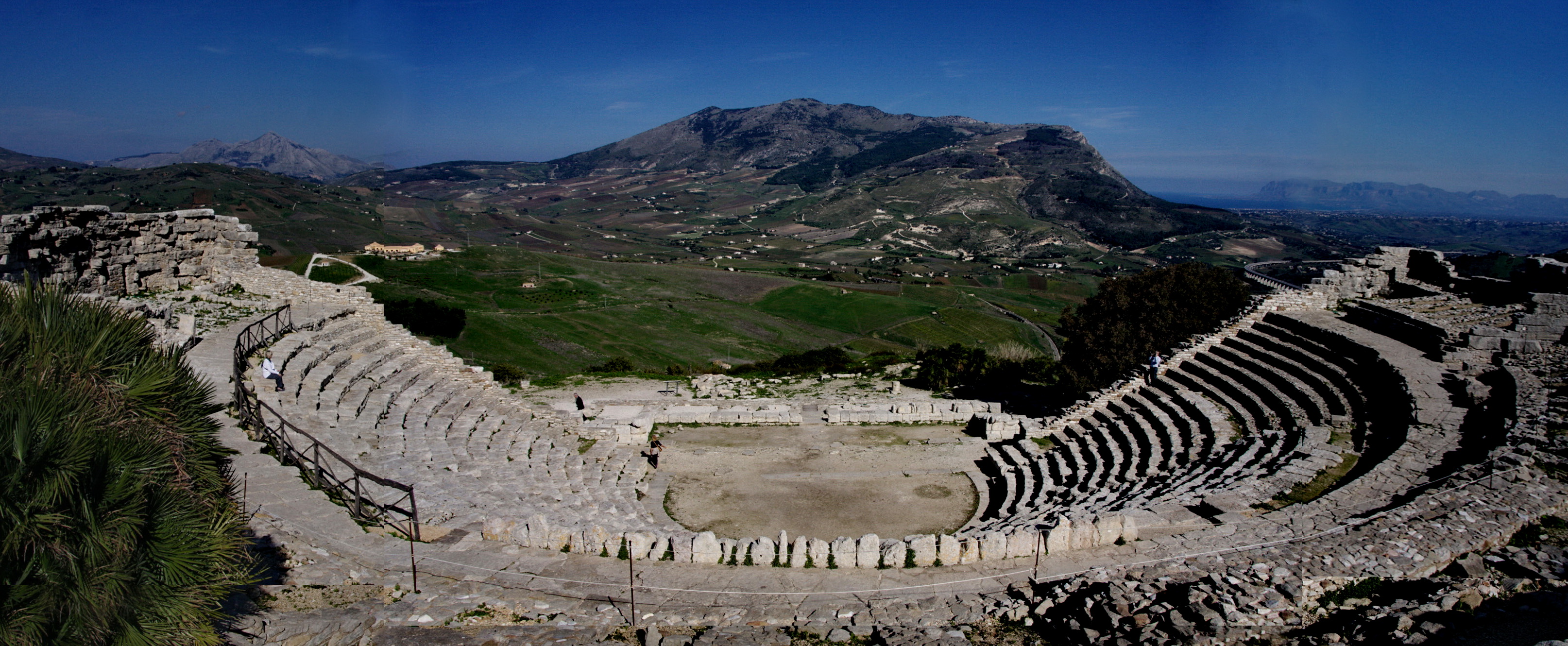 Segesta-Teatre-7527panoramic2