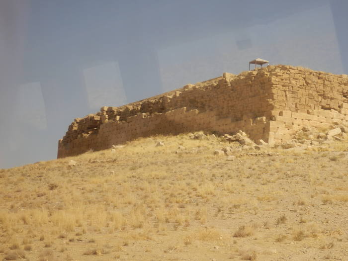 19721035_m.jpg