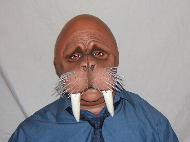 Walrus mask 01.JPG