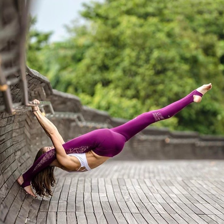 AloYoga065