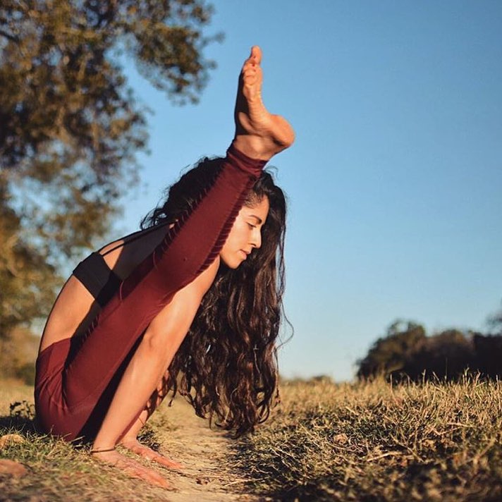 AloYoga082