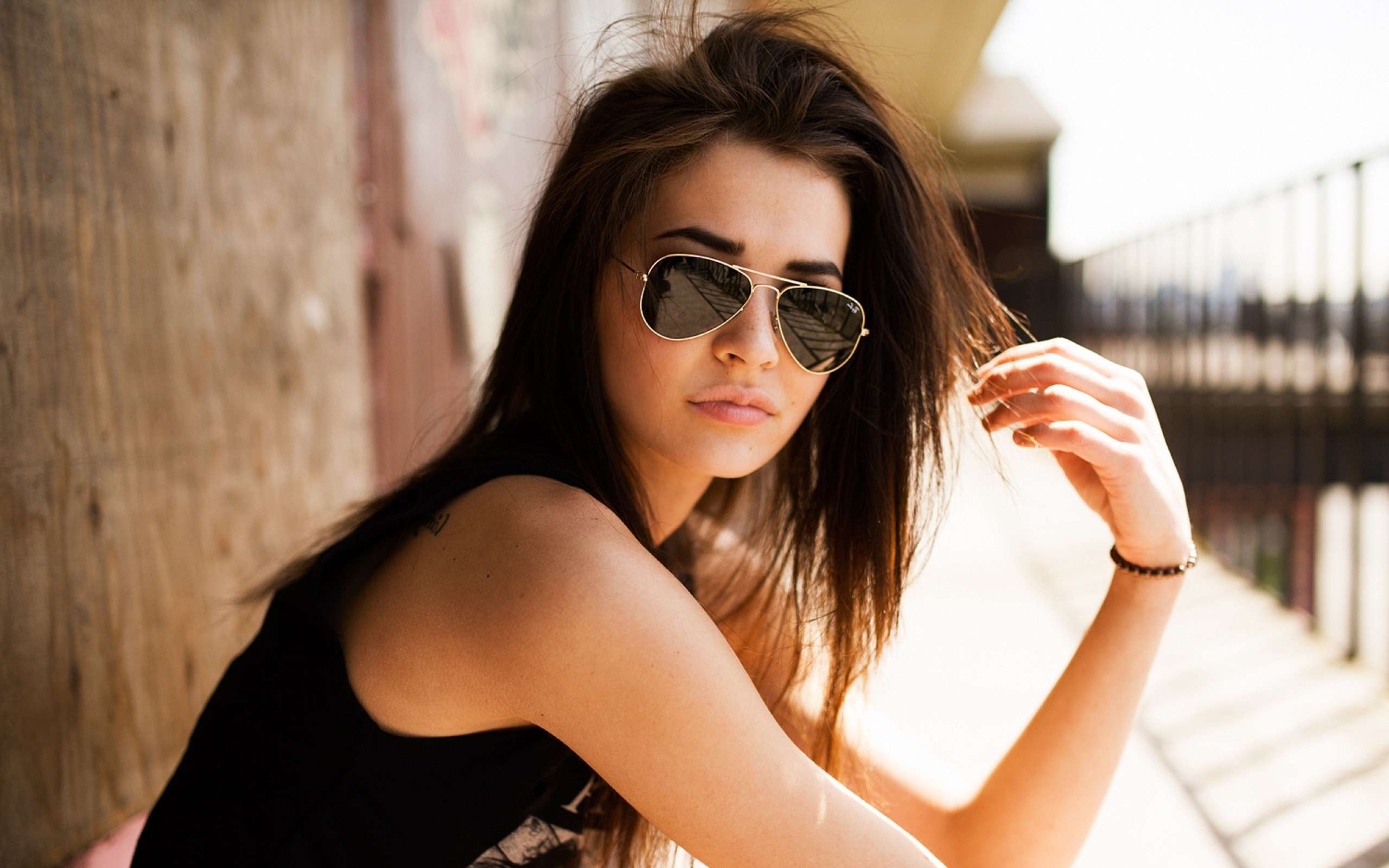 hosting-sponser-best-girl-best-girl-hipster