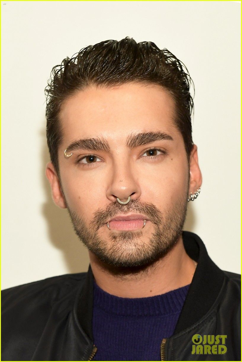 tokio-hotels-tom-bill-kaulitz-step-out-for-life-art-festival-2018-07